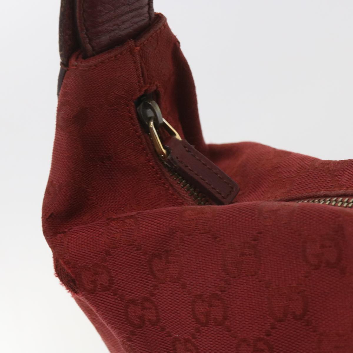 GUCCI GG Canvas Shoulder Bag Red 115867 Auth 60152