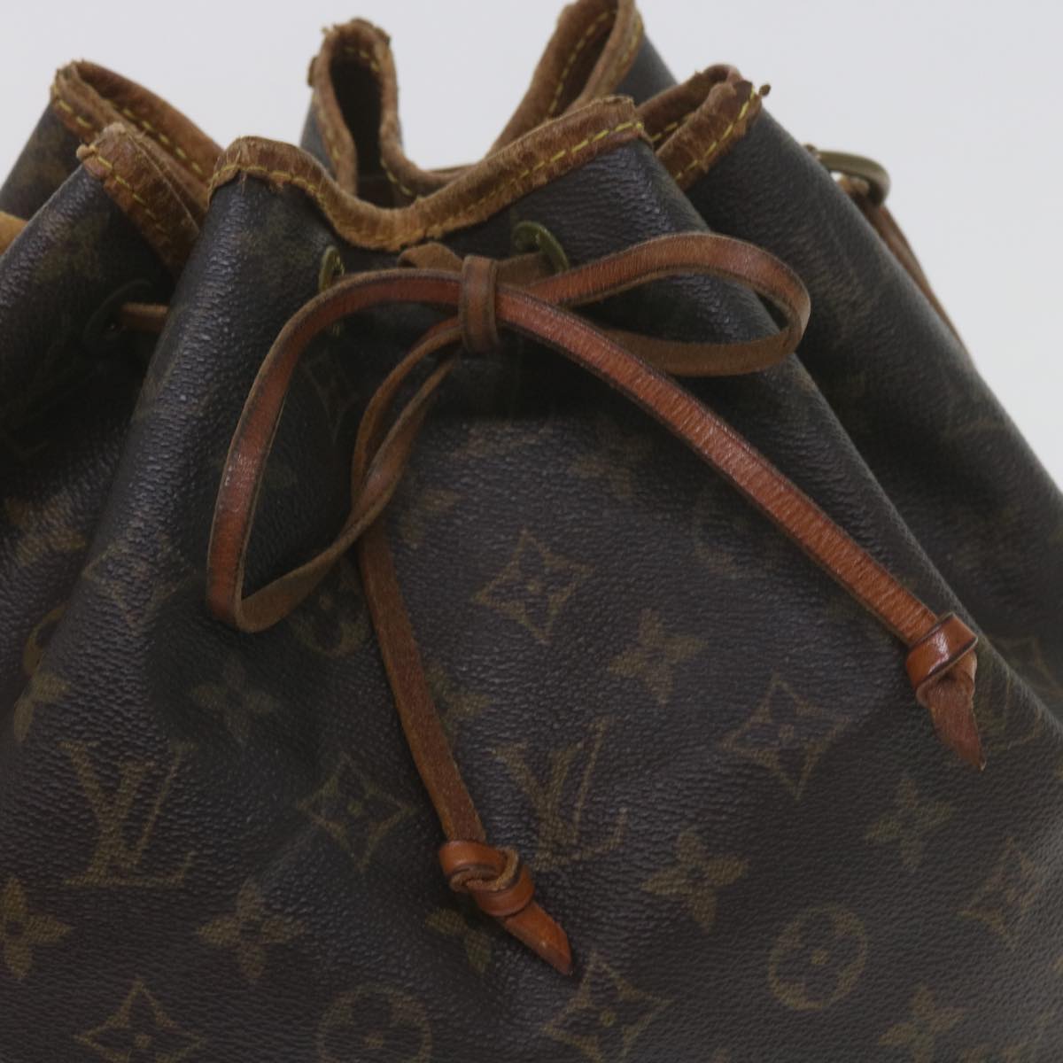 LOUIS VUITTON Monogram Petit Noe Shoulder Bag M42226 LV Auth 60365