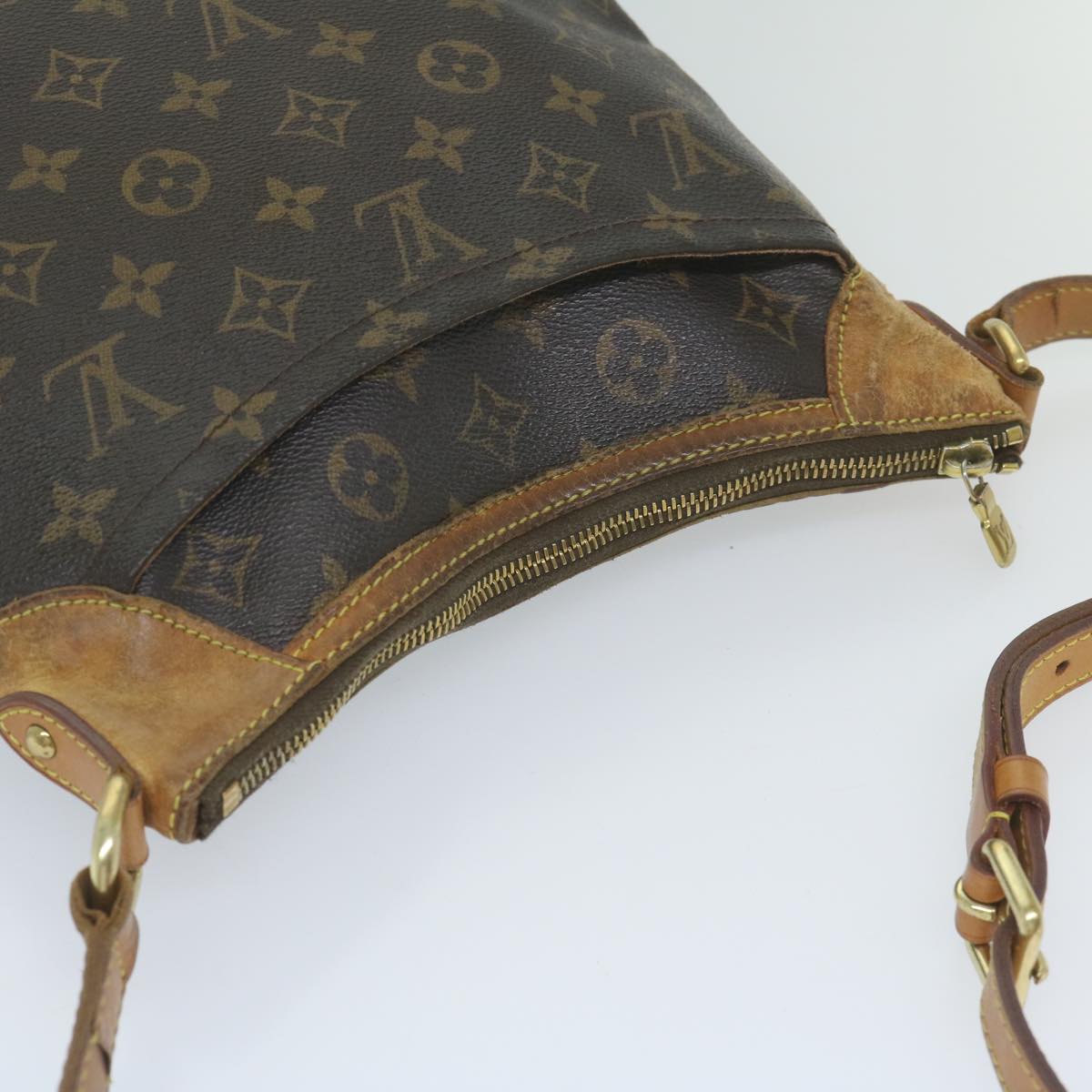 LOUIS VUITTON Monogram Odeon PM Shoulder Bag M56390 LV Auth 60581