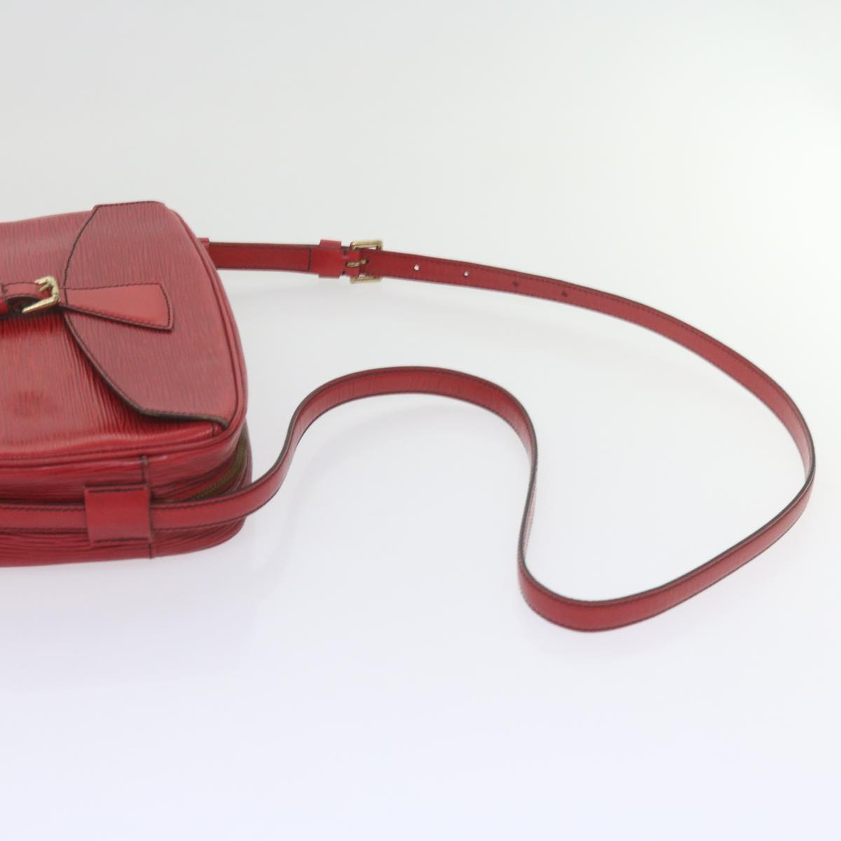 LOUIS VUITTON Epi Jeune Fille MM Shoulder Bag Red M52157 LV Auth 60651