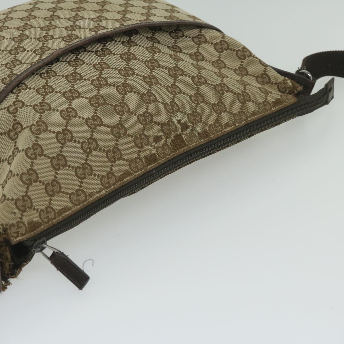 GUCCI GG Canvas Shoulder Bag Beige 145856 Auth 60724