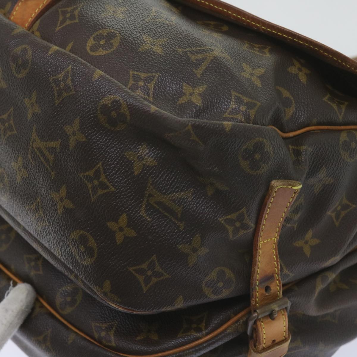 LOUIS VUITTON Monogram Saumur 35 Shoulder Bag M42254 LV Auth 60759