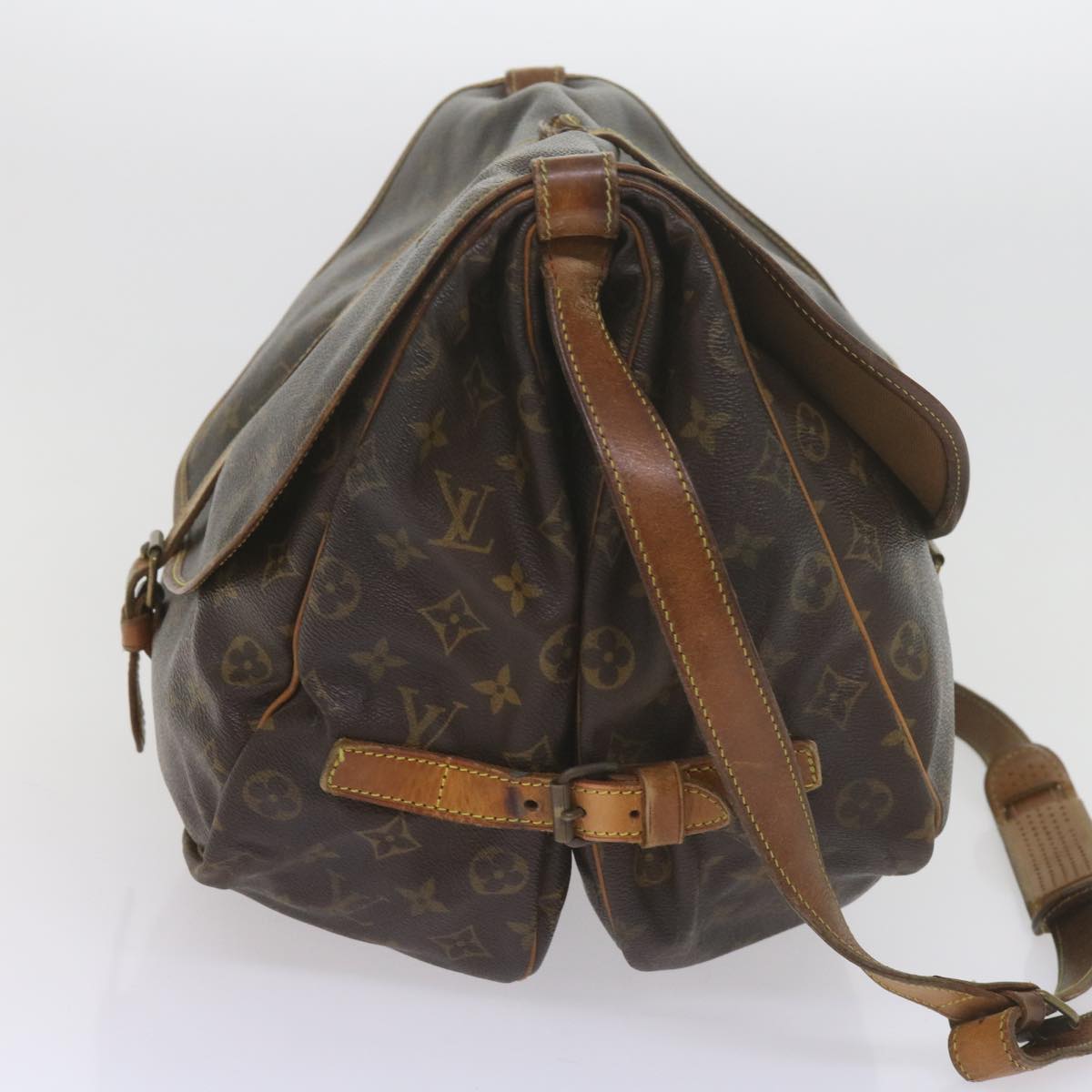 LOUIS VUITTON Monogram Saumur 35 Shoulder Bag M42254 LV Auth 60759