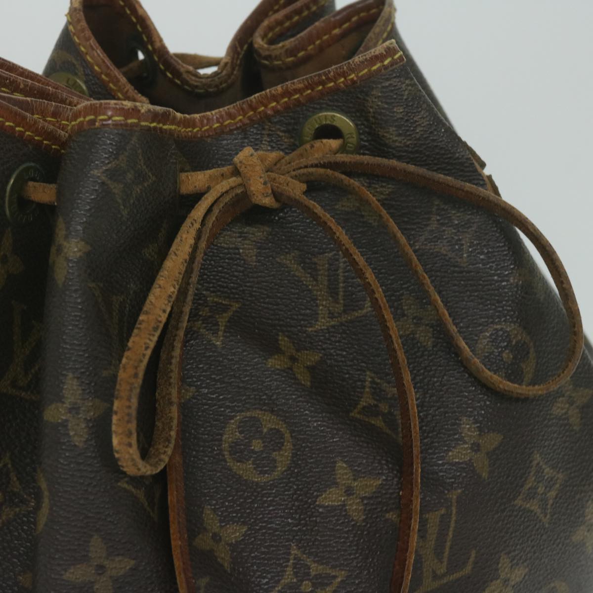 LOUIS VUITTON Monogram Noe Shoulder Bag M42224 LV Auth 60765