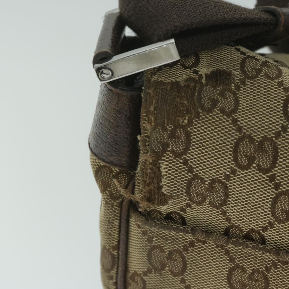 GUCCI GG Canvas Shoulder Bag Beige 146236 Auth 60797