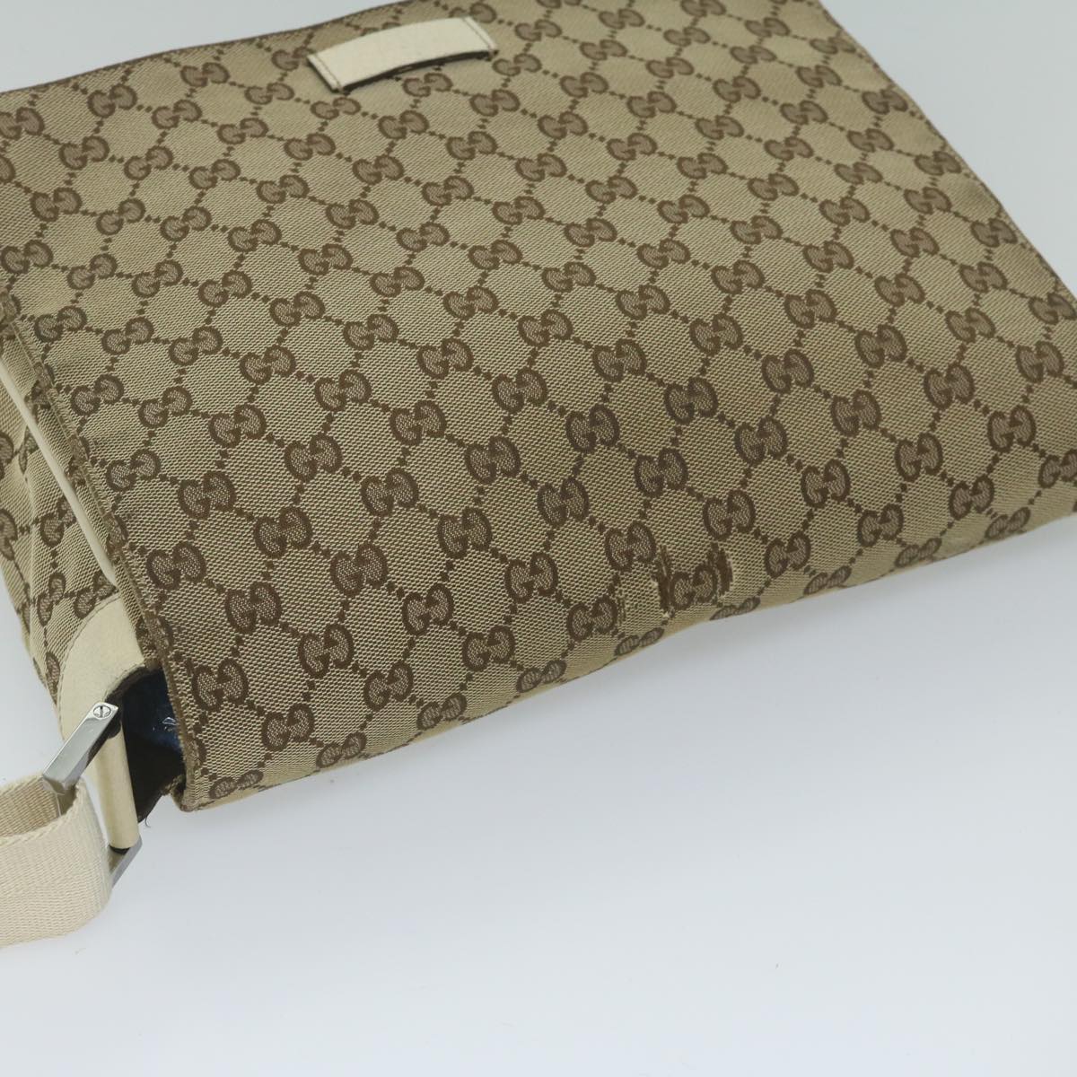 GUCCI GG Canvas Shoulder Bag Beige 146236 Auth 61032