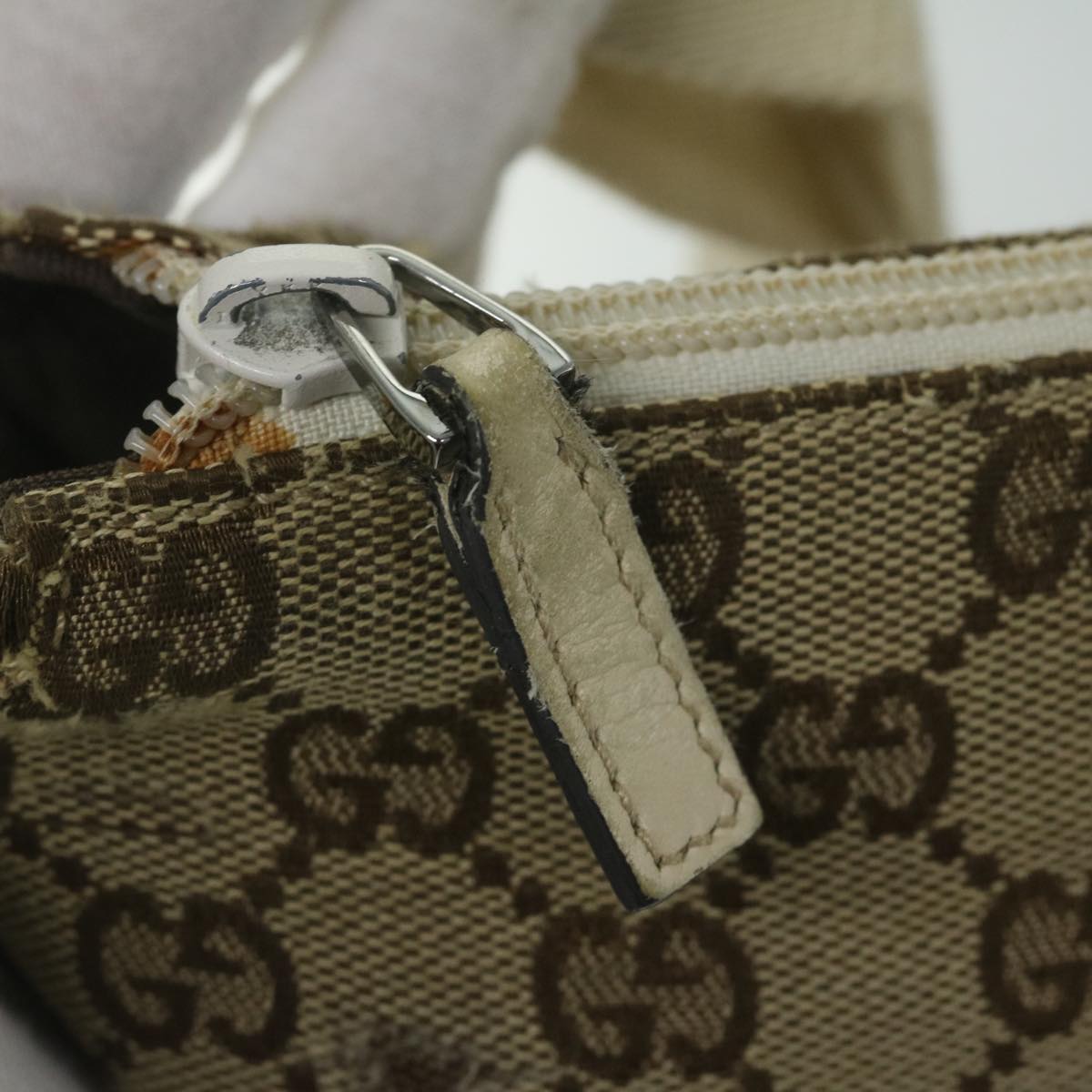 GUCCI GG Canvas Shoulder Bag Beige 145857 Auth 61246