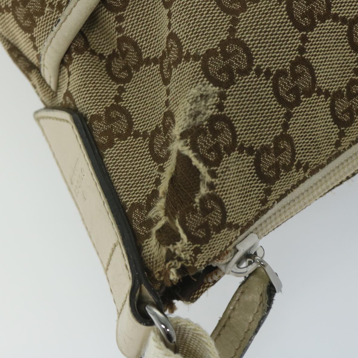 GUCCI GG Canvas Shoulder Bag Beige 145857 Auth 61246