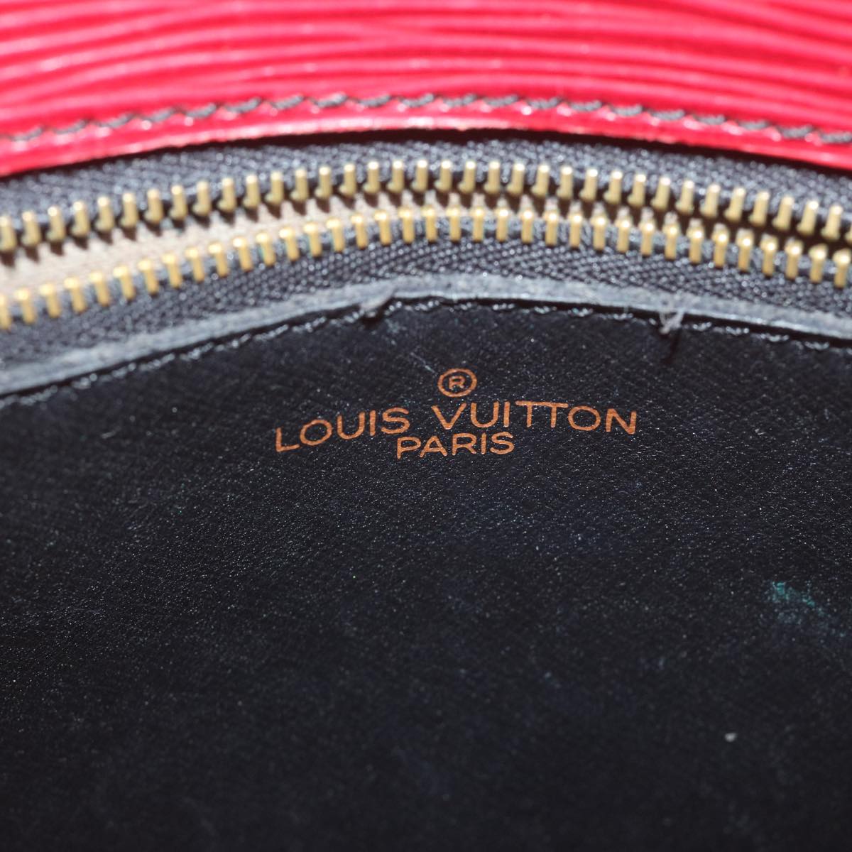 LOUIS VUITTON Epi Saint Cloud GM Shoulder Bag Red M52197 LV Auth 61304