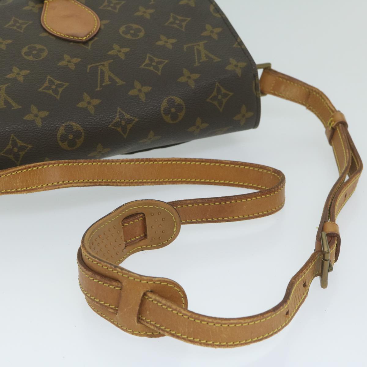 LOUIS VUITTON Monogram Saint Cloud GM Shoulder Bag M51242 LV Auth 61307