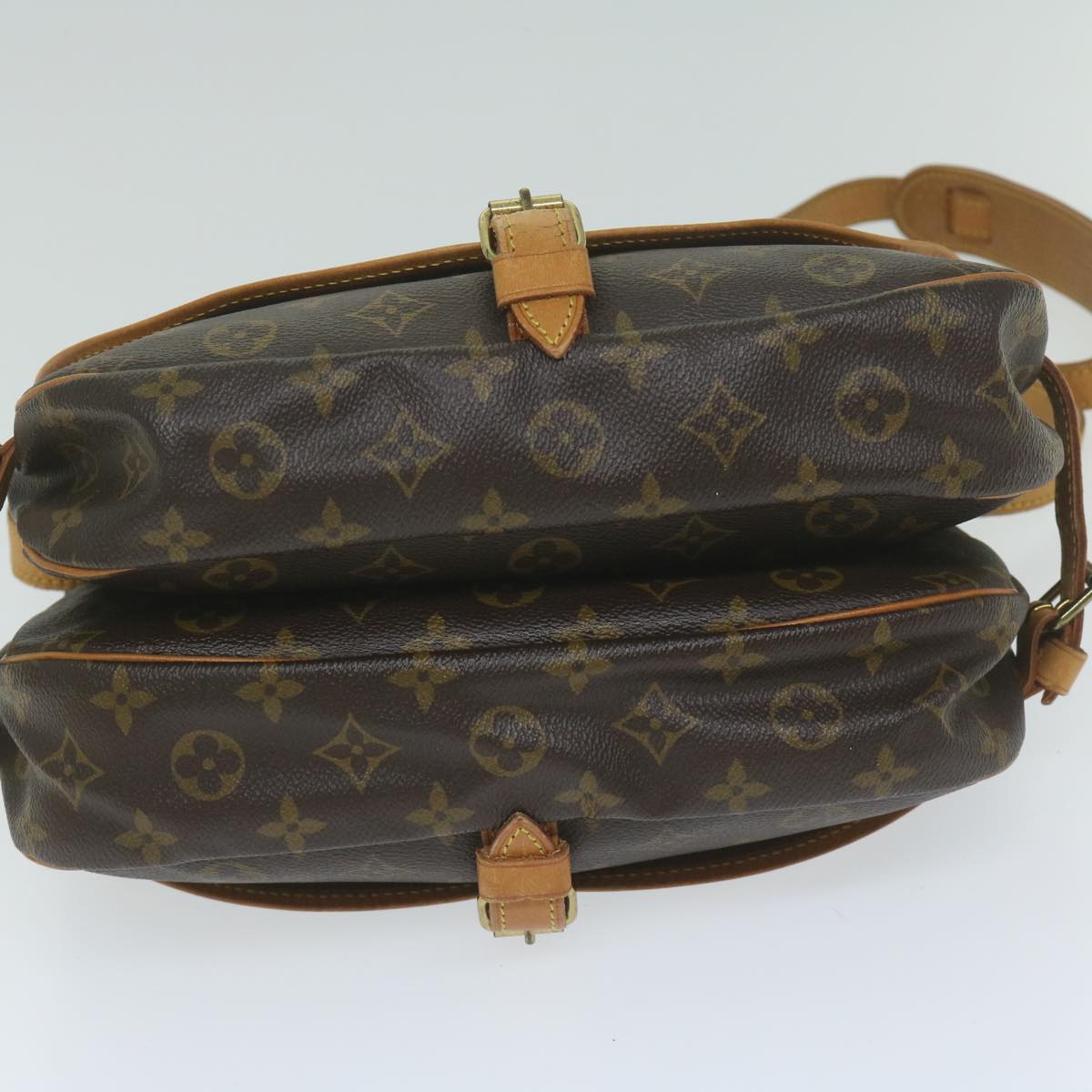 LOUIS VUITTON Monogram Saumur 30 Shoulder Bag M42256 LV Auth 61335