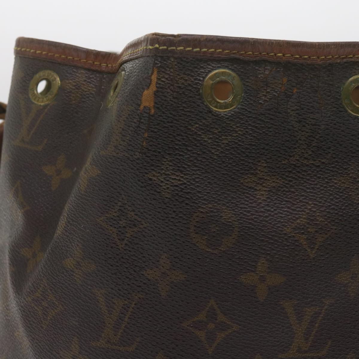 LOUIS VUITTON Monogram Petit Noe Shoulder Bag M42226 LV Auth 61480