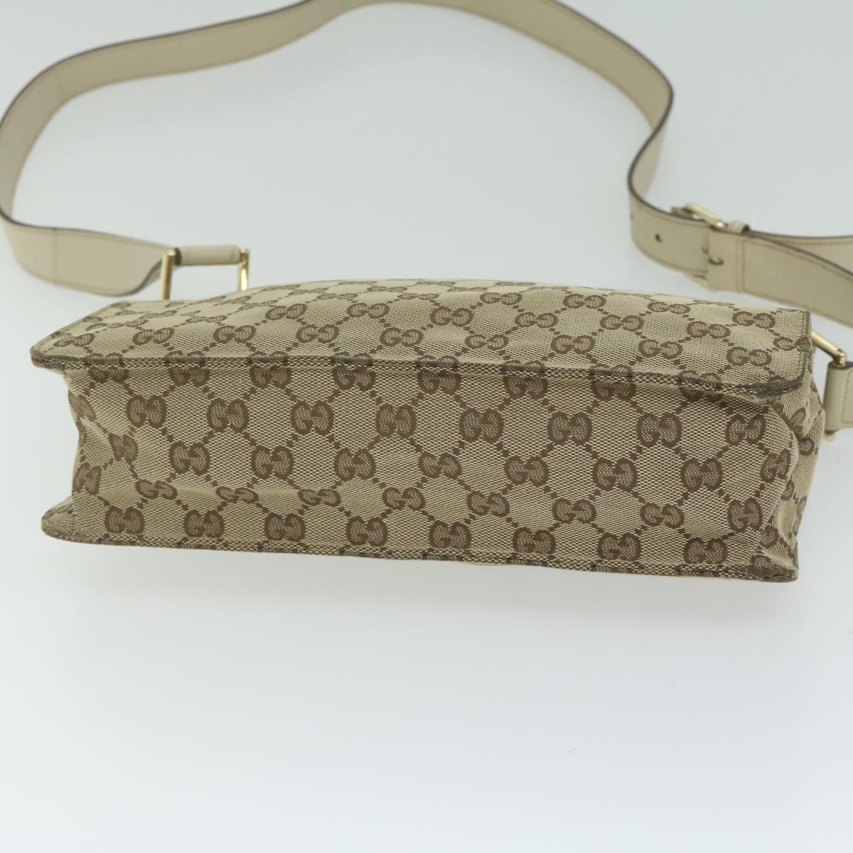 GUCCI GG Canvas Shoulder Bag Beige 120841 Auth 61654