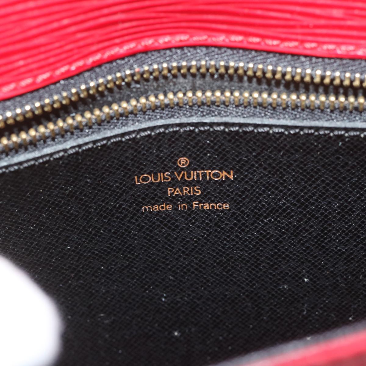 LOUIS VUITTON Epi Saint Cloud GM Shoulder Bag Red M52197 LV Auth 61772