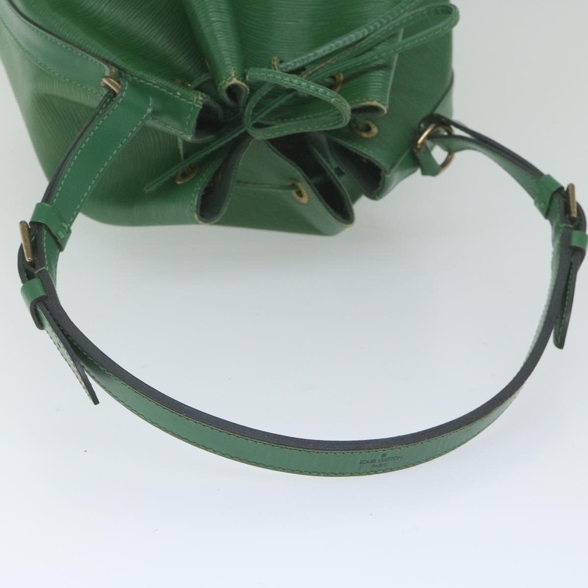 LOUIS VUITTON Epi Noe Shoulder Bag Green M44004 LV Auth 61811