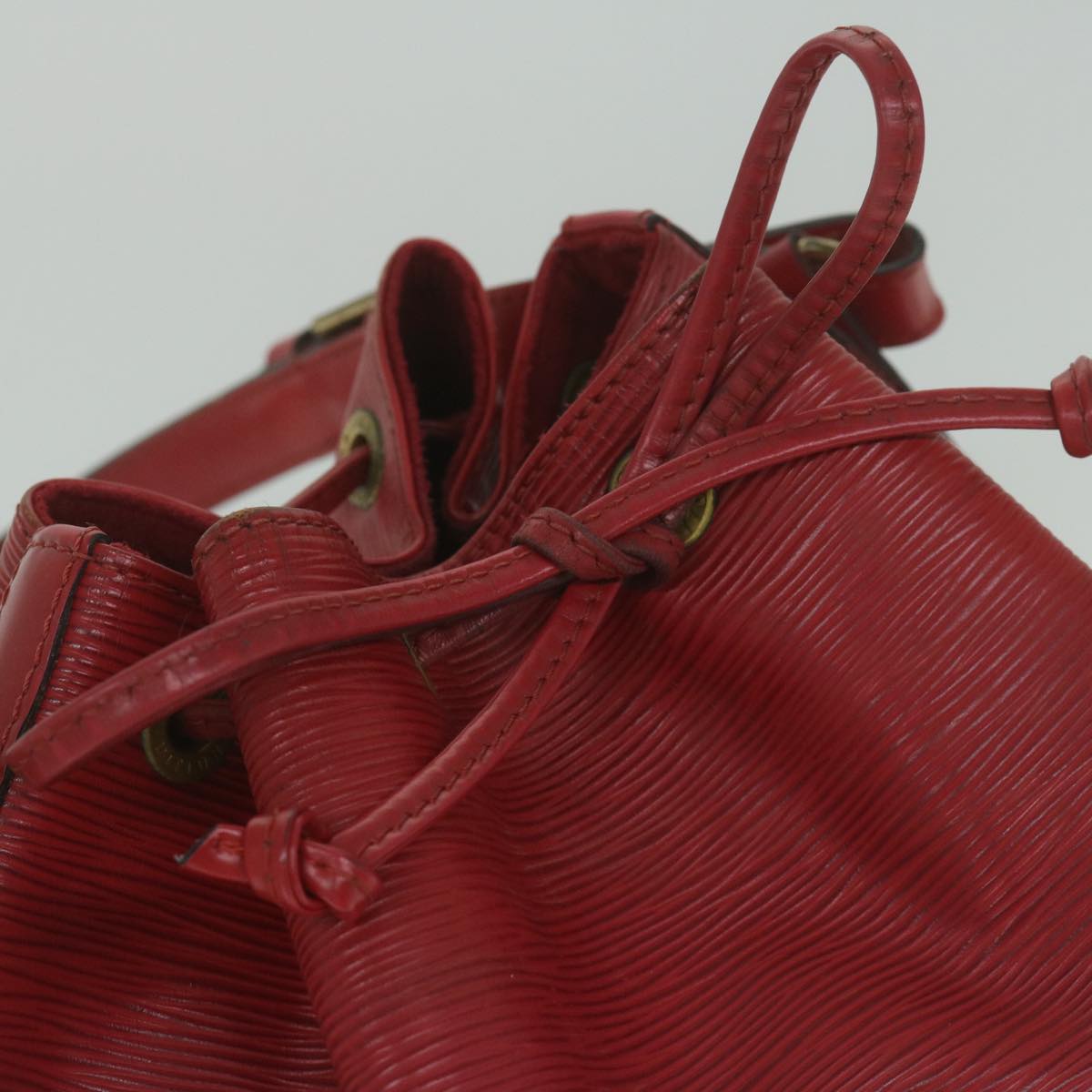 LOUIS VUITTON Epi Petit Noe Shoulder Bag Red M44107 LV Auth 61816