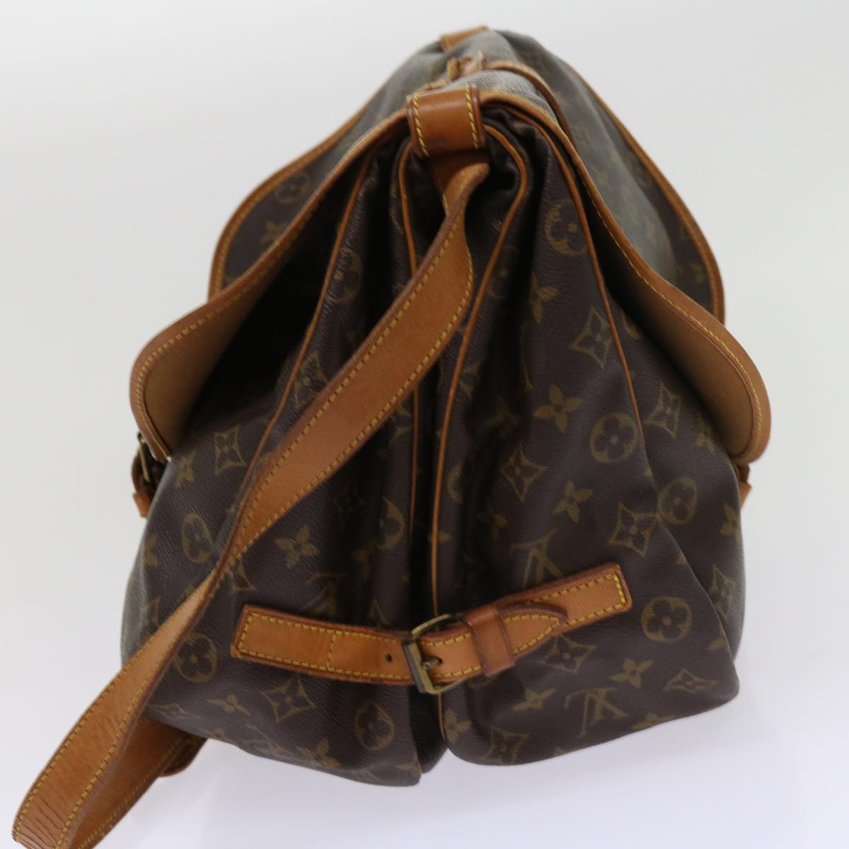 LOUIS VUITTON Monogram Saumur 35 Shoulder Bag M42254 LV Auth 61949