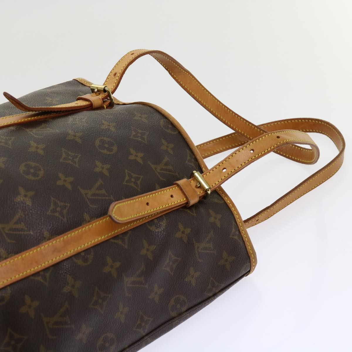 LOUIS VUITTON Monogram Bucket GM Shoulder Bag M42236 LV Auth 62209