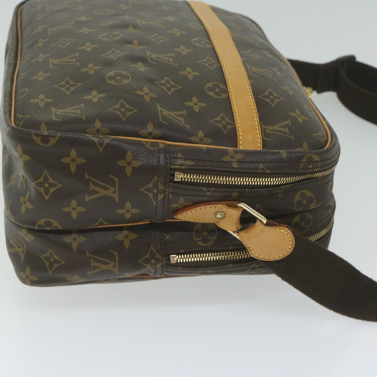 LOUIS VUITTON Monogram Reporter GM Shoulder Bag M45252 LV Auth 62211