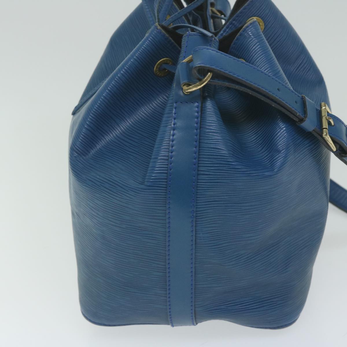 LOUIS VUITTON Epi Petit Noe Shoulder Bag Blue M44105 LV Auth 62215