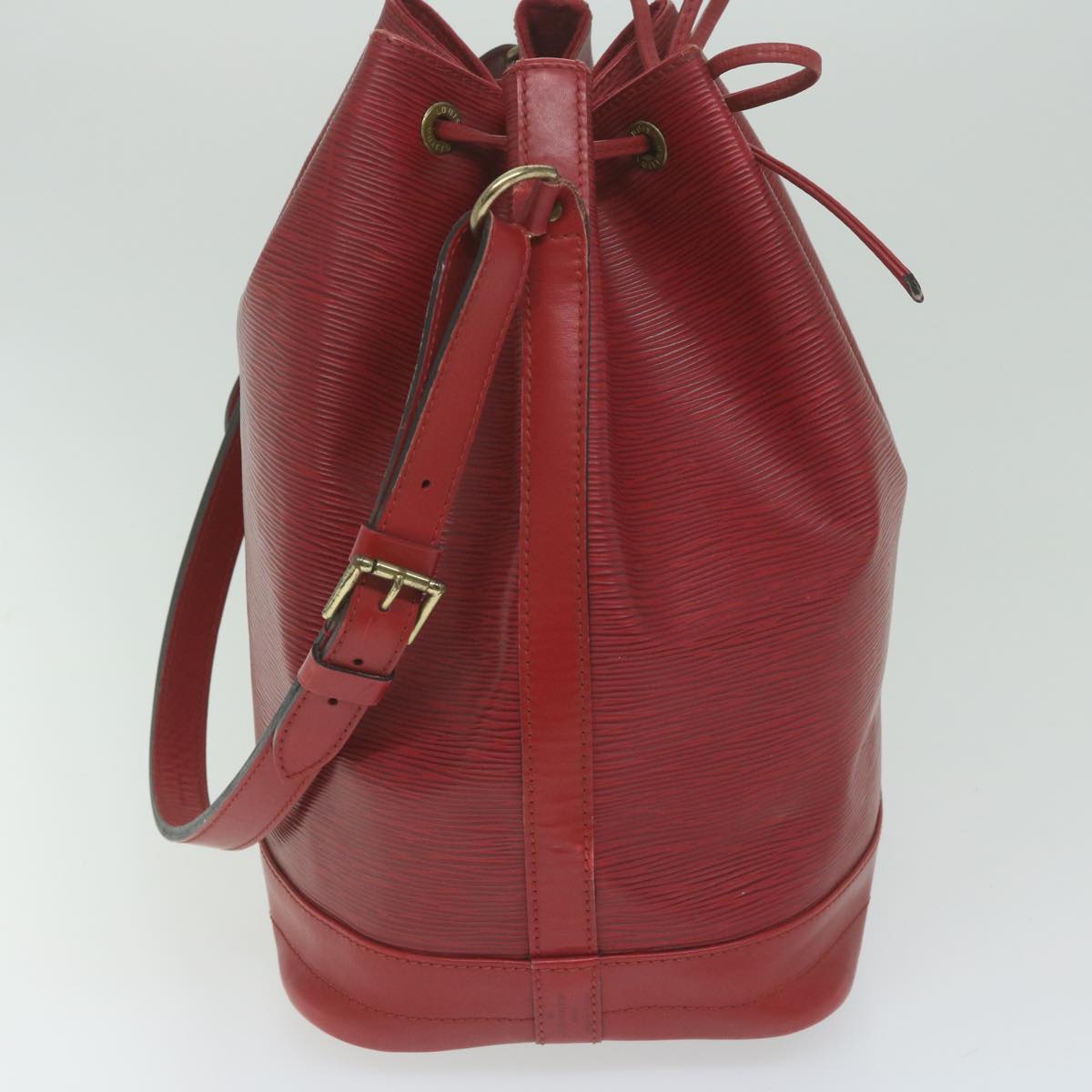 LOUIS VUITTON Epi Noe Shoulder Bag Red M44007 LV Auth 62216