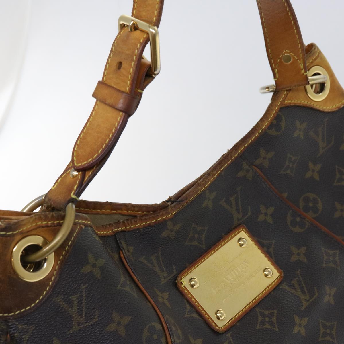 LOUIS VUITTON Monogram Galliera PM Shoulder Bag M56382 LV Auth 62217