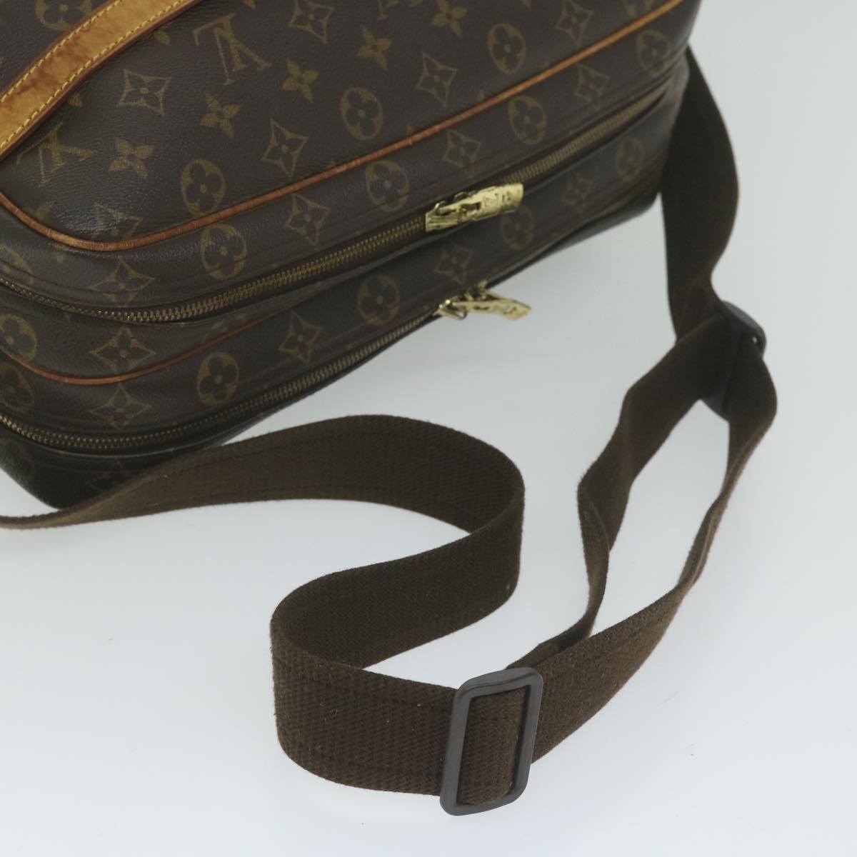 LOUIS VUITTON Monogram Reporter GM Shoulder Bag M45252 LV Auth 62224