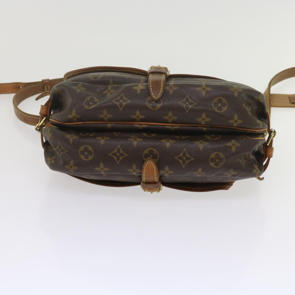 LOUIS VUITTON Monogram Saumur 30 Shoulder Bag M42256 LV Auth 62292