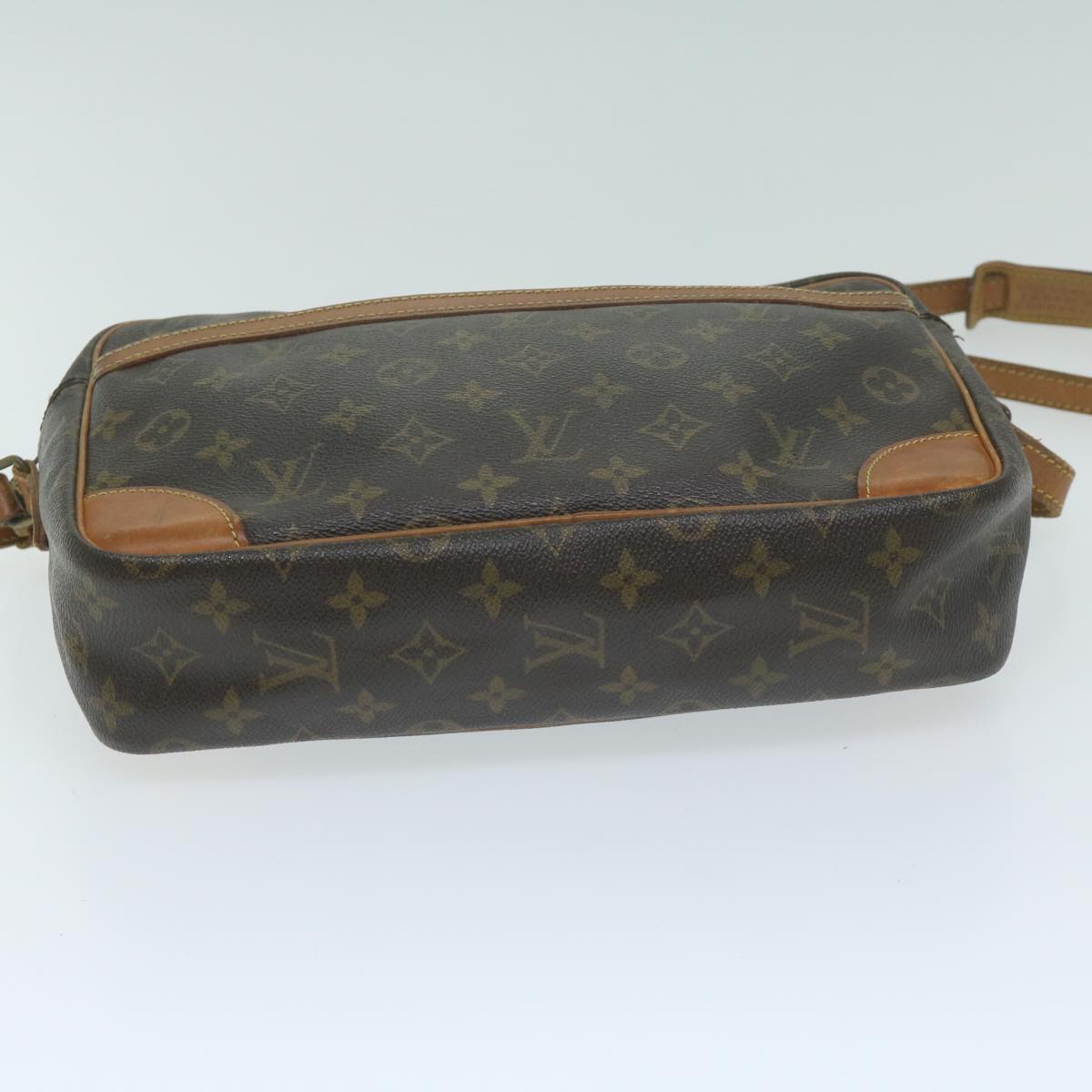 LOUIS VUITTON Monogram Trocadero 30 Shoulder Bag M51272 LV Auth 62453