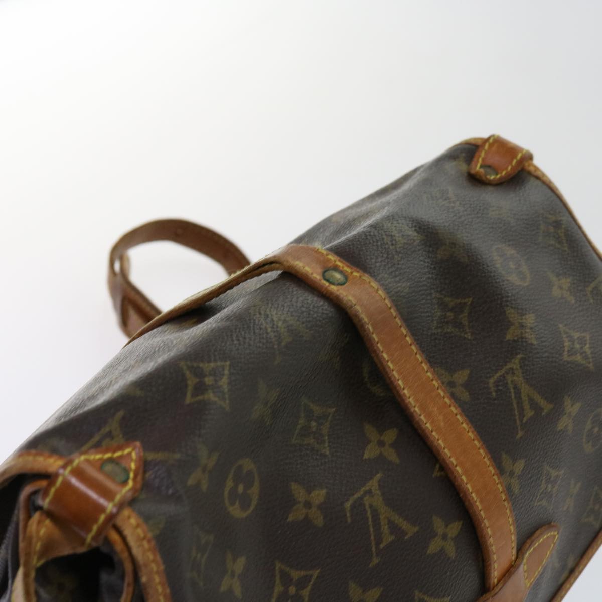 LOUIS VUITTON Monogram Saumur 30 Shoulder Bag M42256 LV Auth 62468