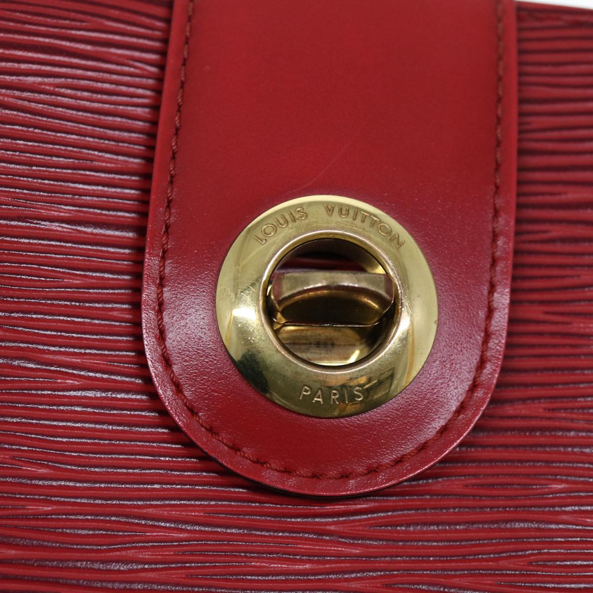 LOUIS VUITTON Epi Cluny Shoulder Bag Red M52257 LV Auth 62496