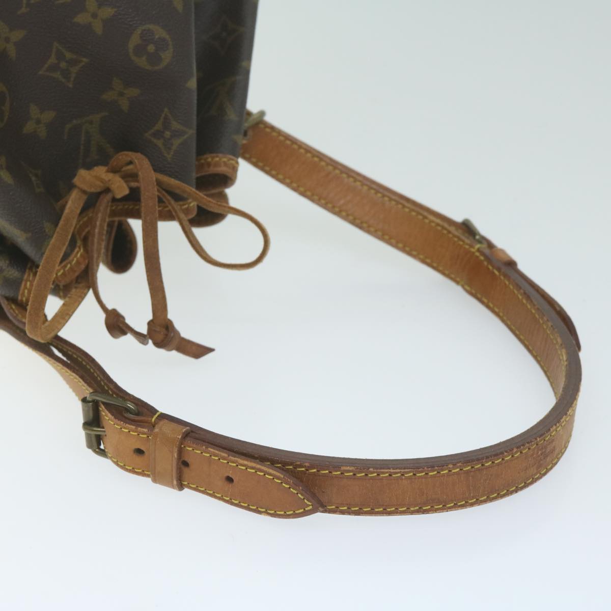 LOUIS VUITTON Monogram Petit Noe Shoulder Bag M42226 LV Auth 62510