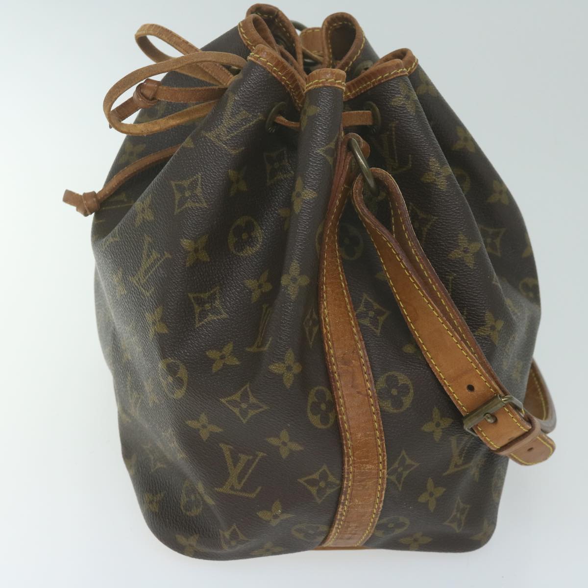 LOUIS VUITTON Monogram Petit Noe Shoulder Bag M42226 LV Auth 62510