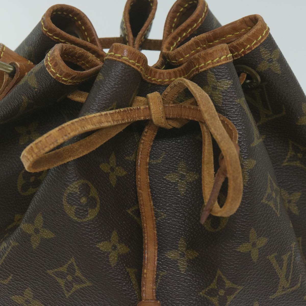 LOUIS VUITTON Monogram Petit Noe Shoulder Bag M42226 LV Auth 62510