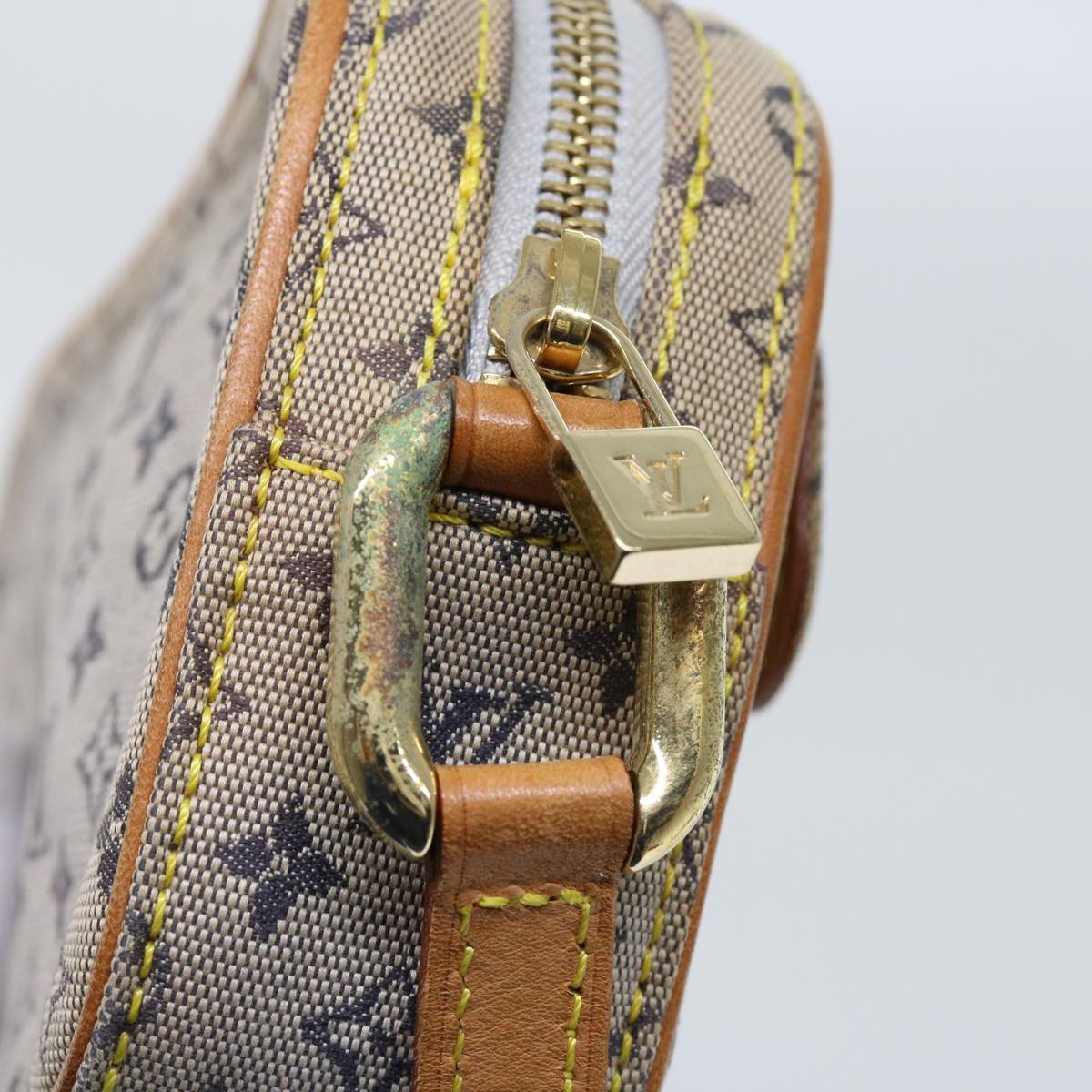 LOUIS VUITTON Monogram Mini Juliet MM Shoulder Bag Blue M92004 LV Auth 62652