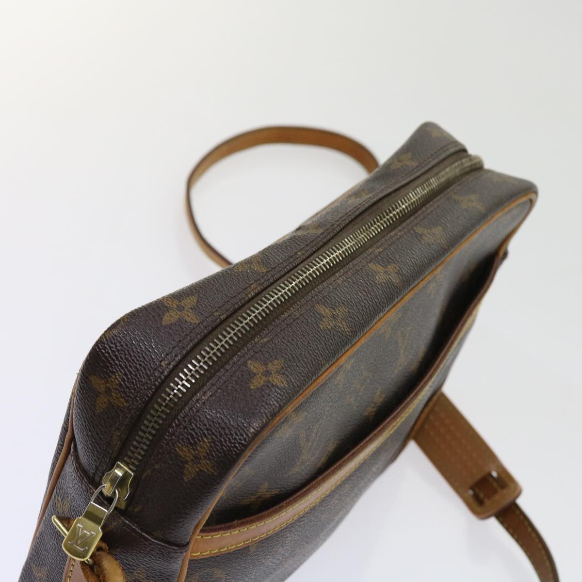 LOUIS VUITTON Monogram Trocadero 30 Shoulder Bag M51272 LV Auth 62666