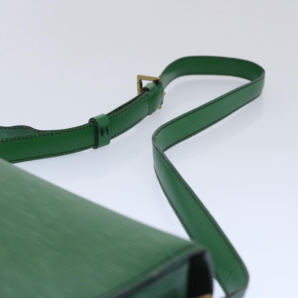 LOUIS VUITTON Epi Saint Cloud GM Shoulder Bag Green M52194 LV Auth 62671