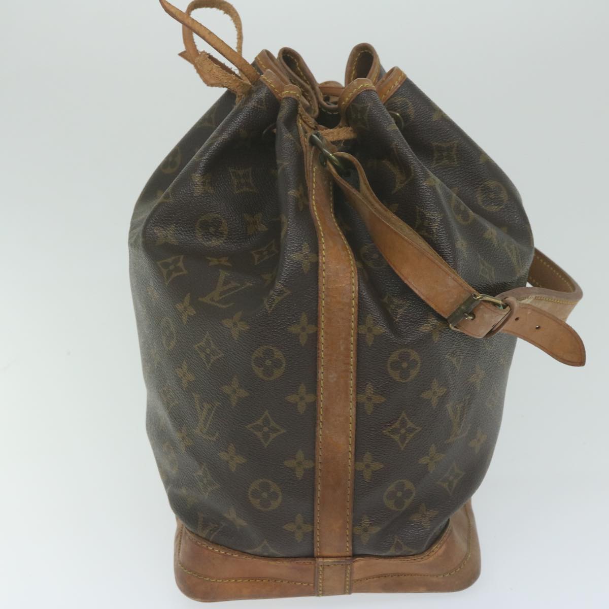 LOUIS VUITTON Monogram Noe Shoulder Bag M42224 LV Auth 62692