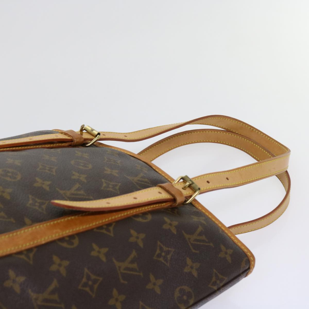 LOUIS VUITTON Monogram Bucket GM Shoulder Bag M42236 LV Auth 62709