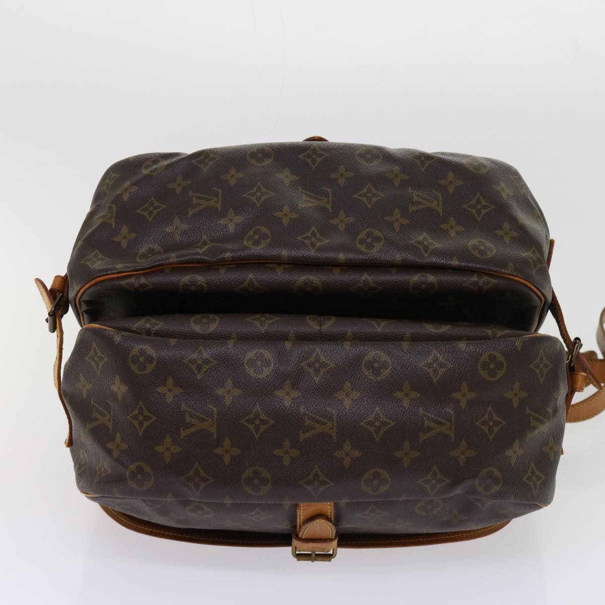 LOUIS VUITTON Monogram Saumur 35 Shoulder Bag M42254 LV Auth 62739