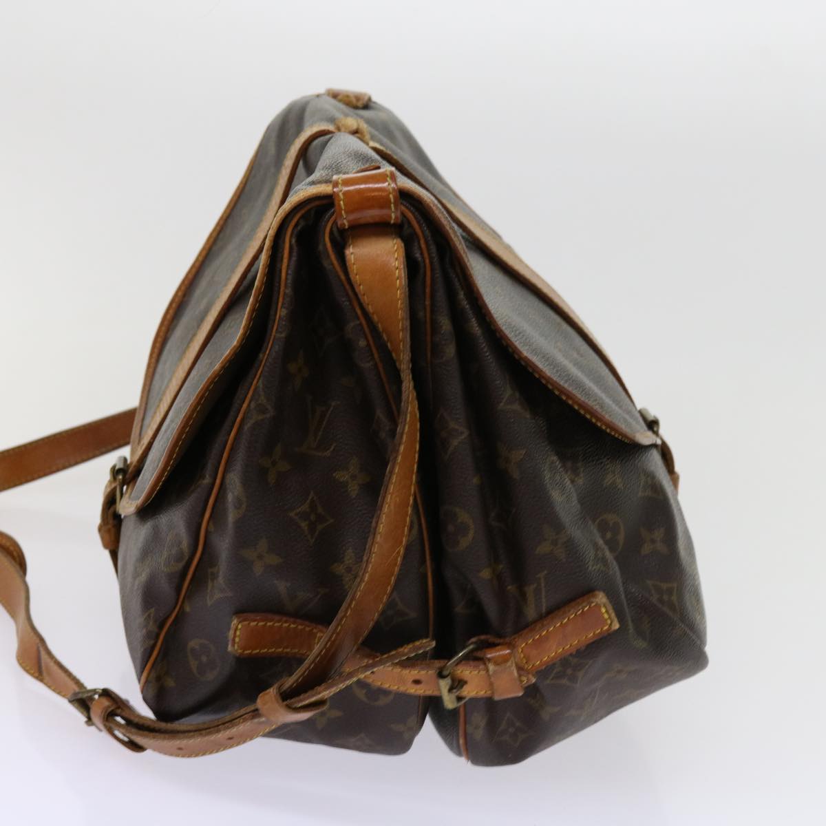 LOUIS VUITTON Monogram Saumur 35 Shoulder Bag M42254 LV Auth 62740