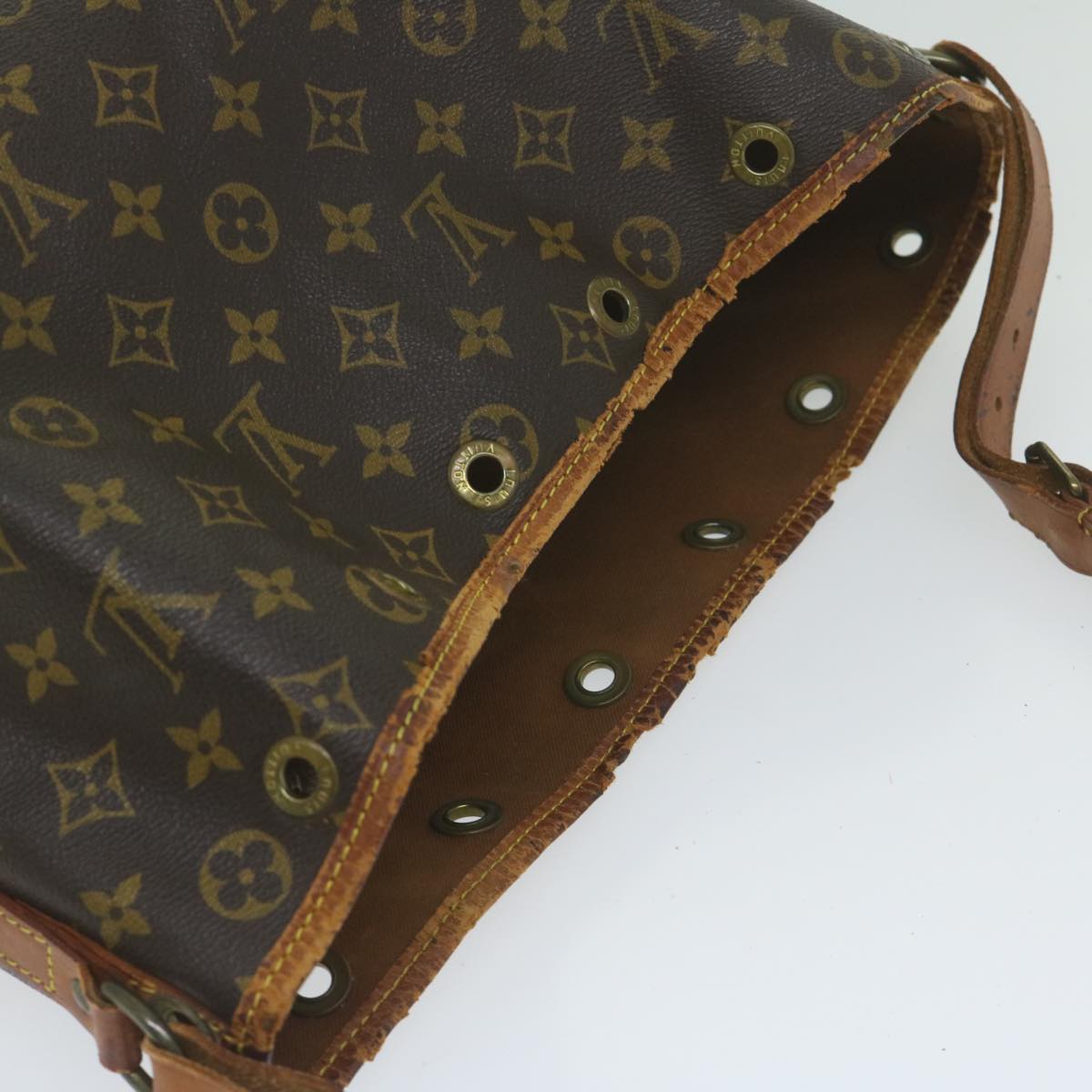 LOUIS VUITTON Monogram Noe Shoulder Bag M42224 LV Auth 62808