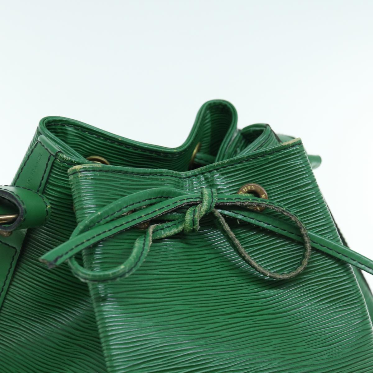 LOUIS VUITTON Epi Noe Shoulder Bag Green M44004 LV Auth 62821