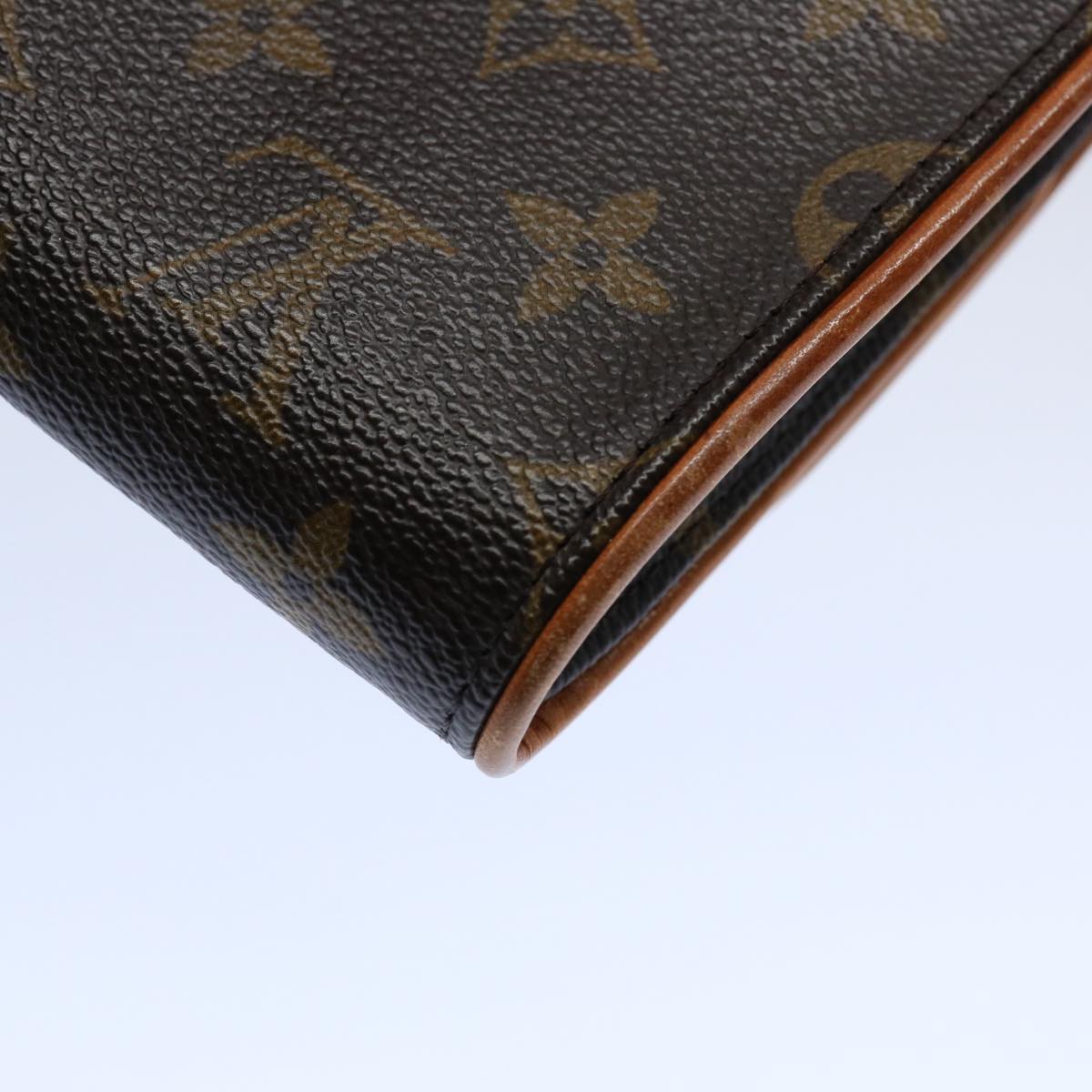 LOUIS VUITTON Monogram Pochette Twin GM Shoulder Bag M51852 LV Auth 62830