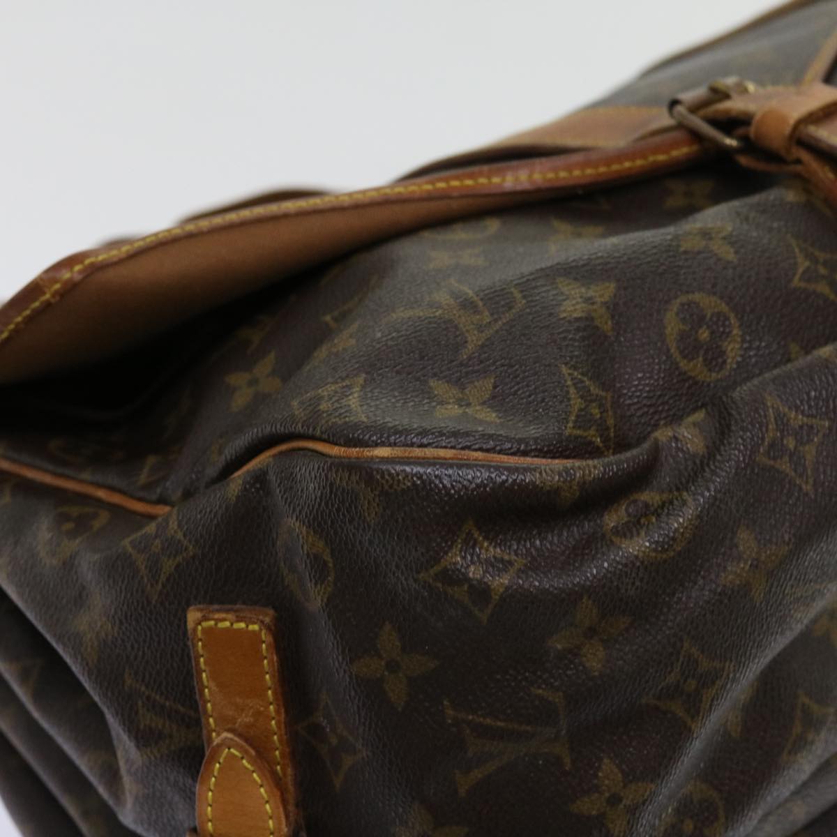 LOUIS VUITTON Monogram Saumur 35 Shoulder Bag M42254 LV Auth 62950