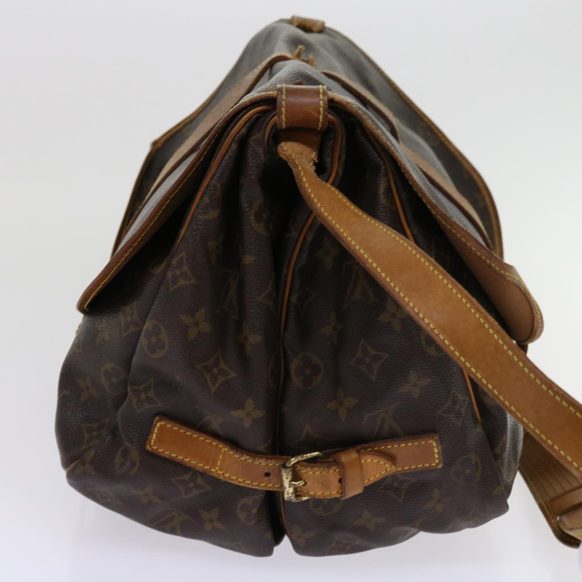 LOUIS VUITTON Monogram Saumur 35 Shoulder Bag M42254 LV Auth 62950