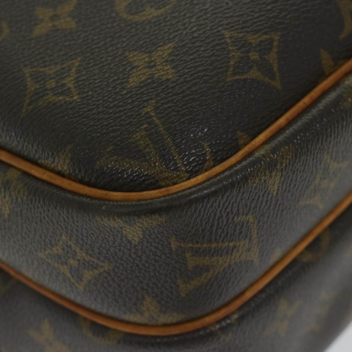 LOUIS VUITTON Monogram Reporter PM Shoulder Bag M45254 LV Auth 62988