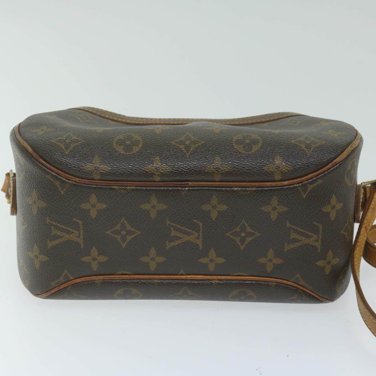 LOUIS VUITTON Monogram Blois Shoulder Bag M51221 LV Auth 63017