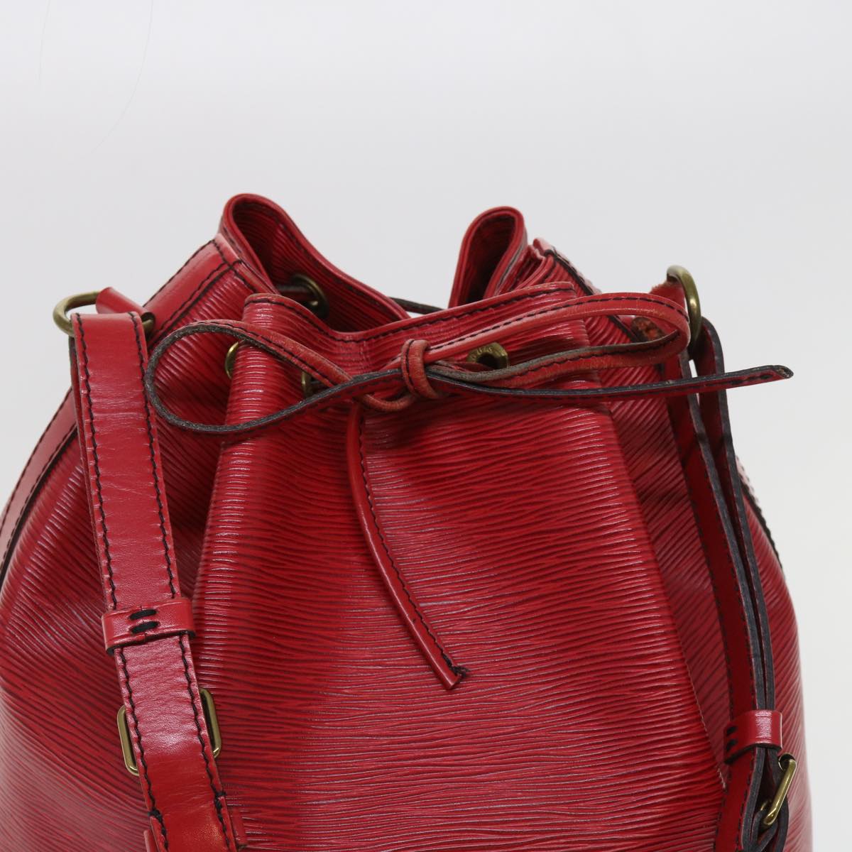 LOUIS VUITTON Epi Noe Shoulder Bag Red M44007 LV Auth 63173