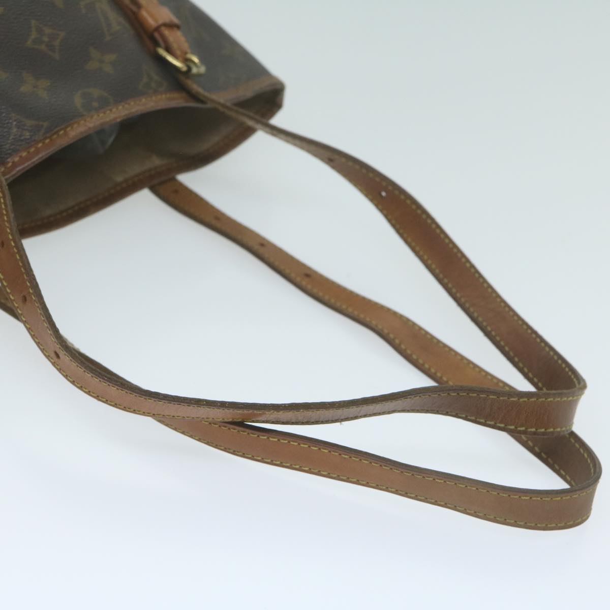 LOUIS VUITTON Monogram Bucket GM Shoulder Bag M42236 LV Auth 63347